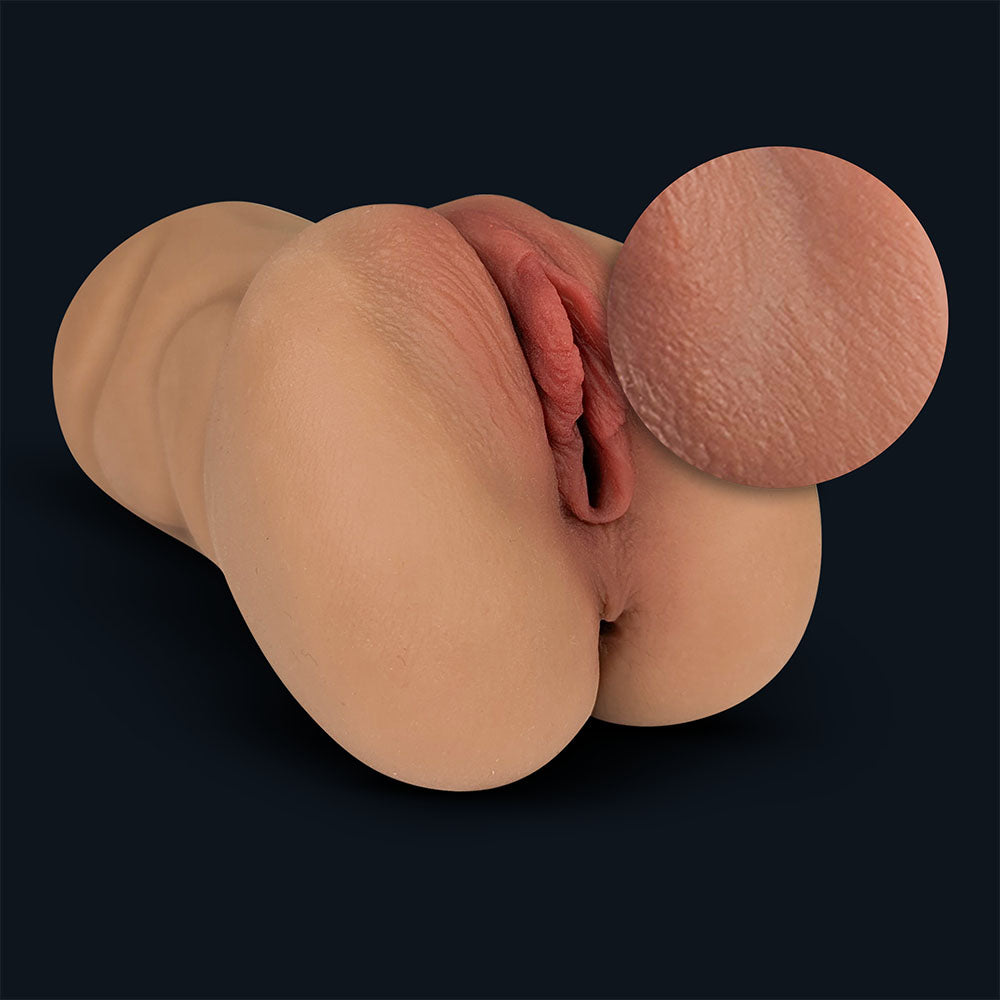 Claire - 2 Gaten
